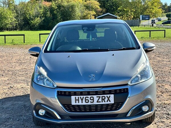 Used Peugeot 208 2019 for sale - 76228979: Photo 2