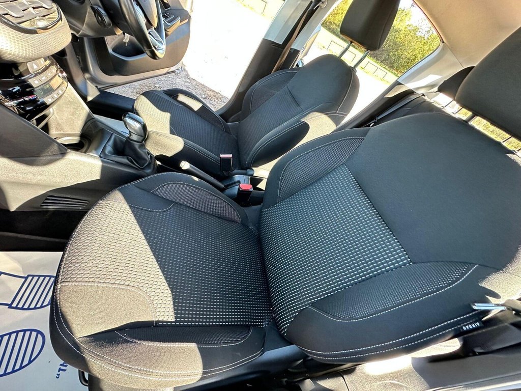 Used Peugeot 208 2019 for sale - 76228979: Photo 32
