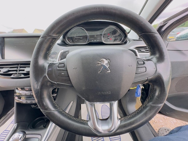 Used Peugeot 2008 2014 for sale - 75432855: Photo 34