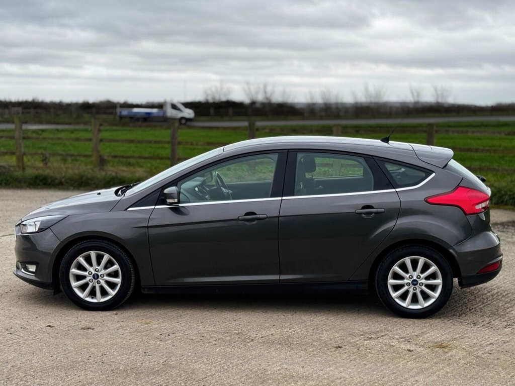 Used Ford Focus 2015 for sale - 77884981: Photo 15