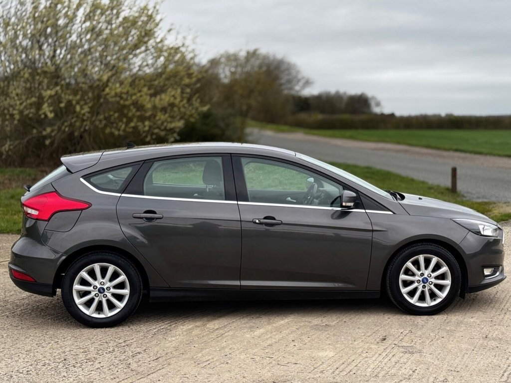 Used Ford Focus 2015 for sale - 77884981: Photo 21