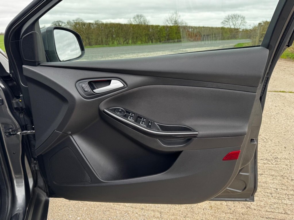 Used Ford Focus 2015 for sale - 77884981: Photo 40