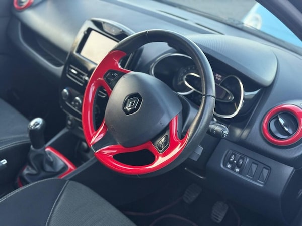 Used Renault Clio 2014 for sale - 76203501: Photo 10