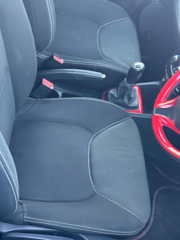 Used Renault Clio 2014 for sale - 76203501: Photo 16