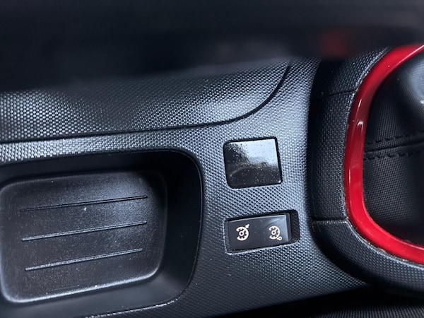 Used Renault Clio 2014 for sale - 76203501: Photo 24