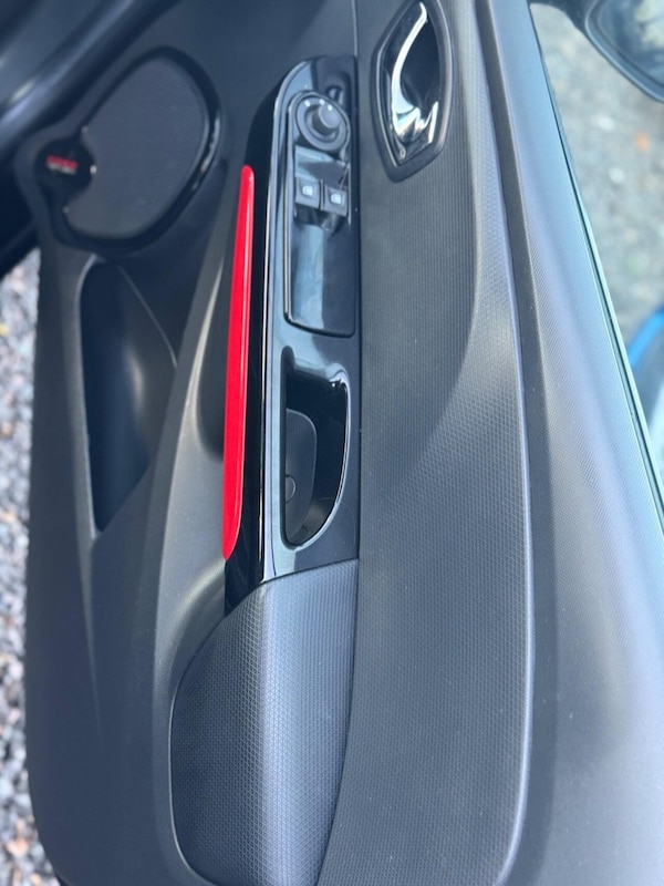 Used Renault Clio 2014 for sale - 76203501: Photo 26