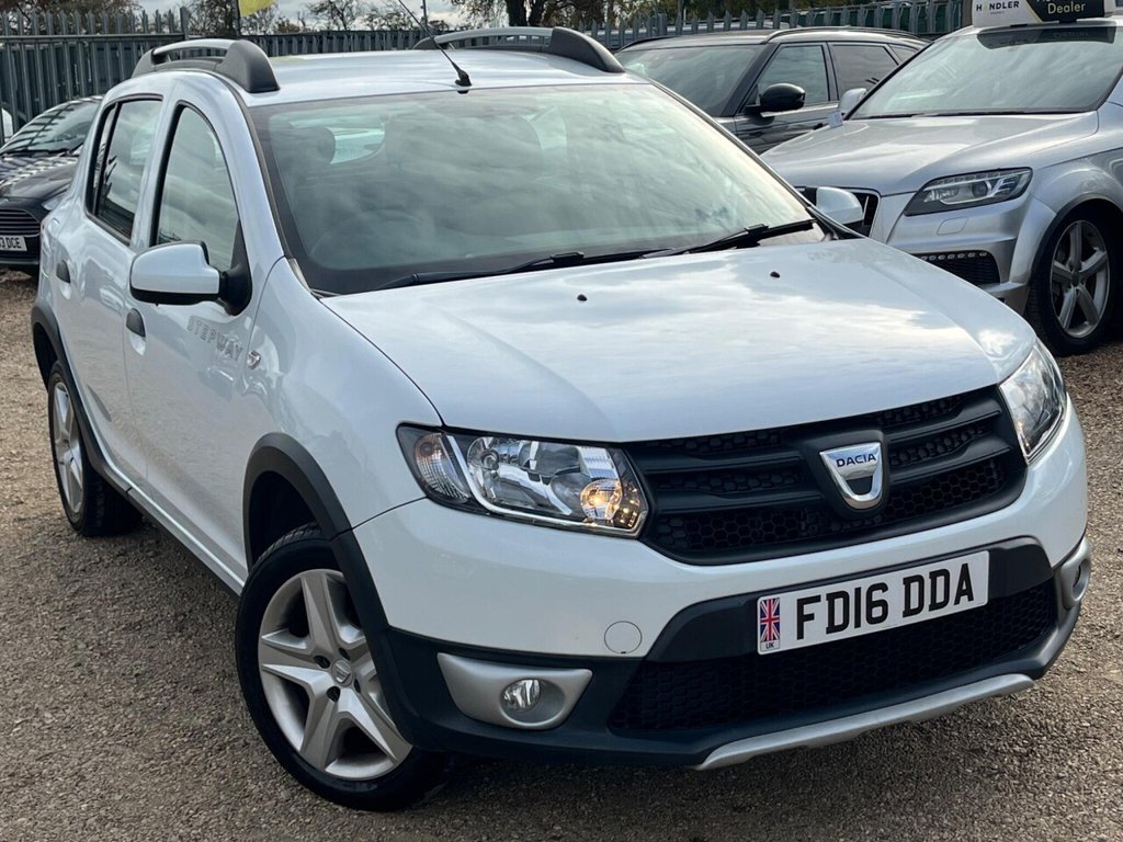 Used Dacia Sandero Stepway 2016 for sale - 76327958: Photo 1
