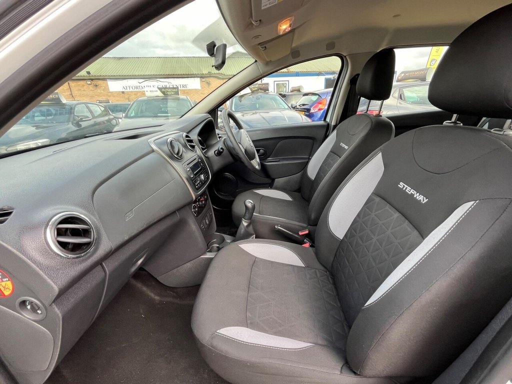 Used Dacia Sandero Stepway 2016 for sale - 76327958: Photo 11