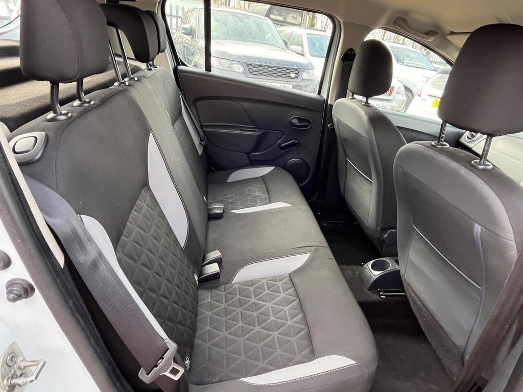 Used Dacia Sandero Stepway 2016 for sale - 76327958: Photo 8
