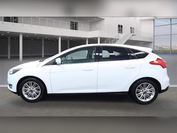 Used Ford Focus 2017 for sale - 77588273: Photo