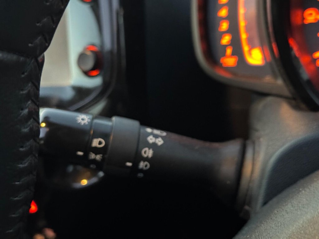 Used Toyota AYGO 2015 for sale - 77084789: Photo 32