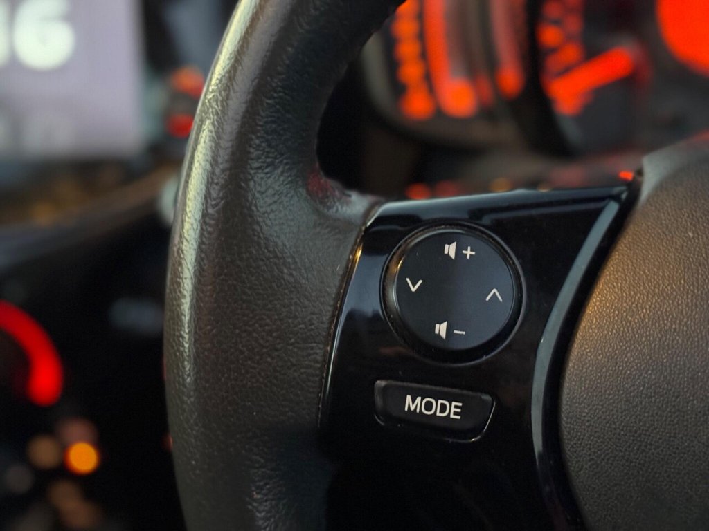 Used Toyota AYGO 2015 for sale - 77084789: Photo 33