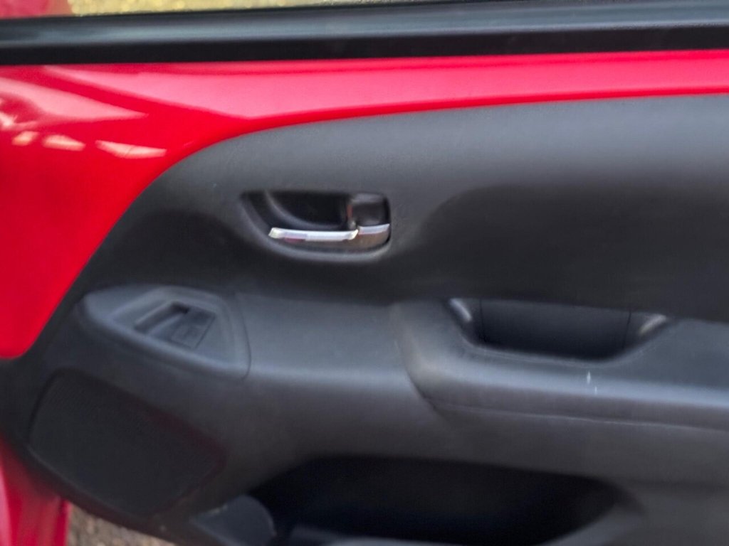 Used Toyota AYGO 2015 for sale - 77084789: Photo 37