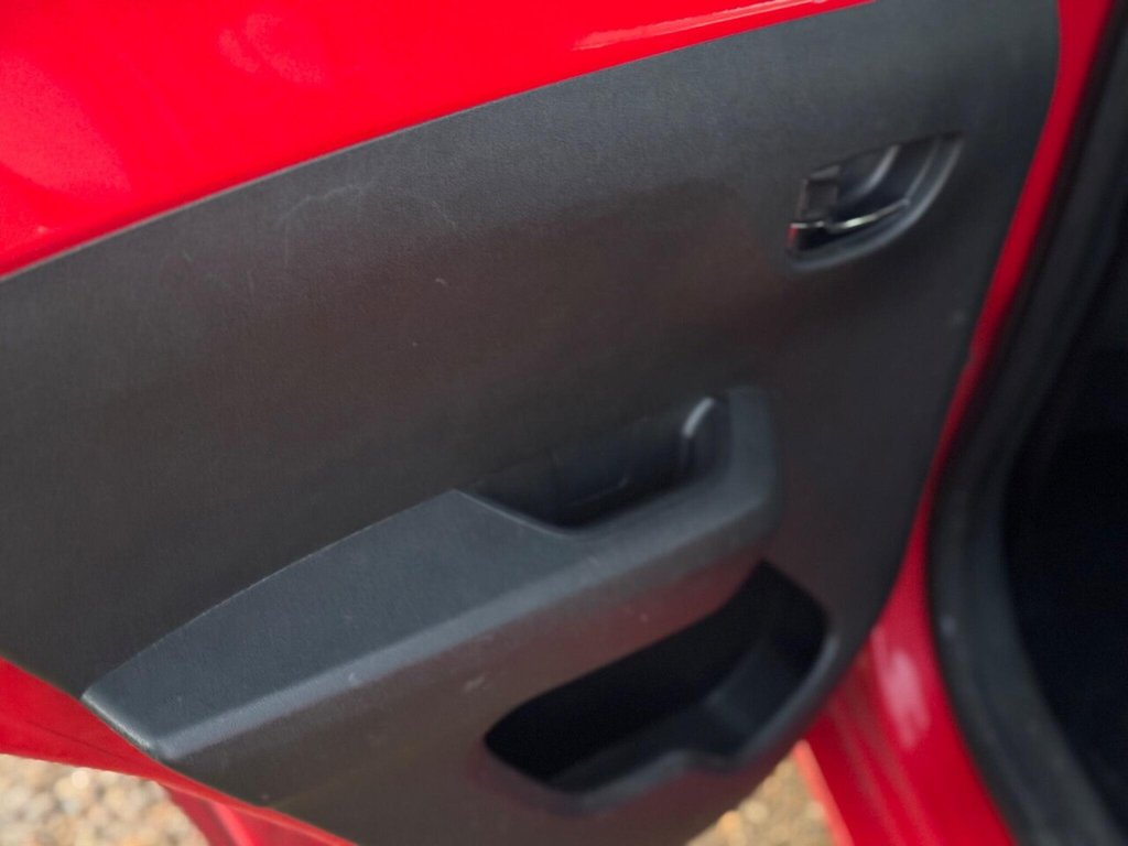 Used Toyota AYGO 2015 for sale - 77084789: Photo 39