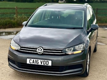 Used Volkswagen Touran 2016 for sale - 78839773: Photo