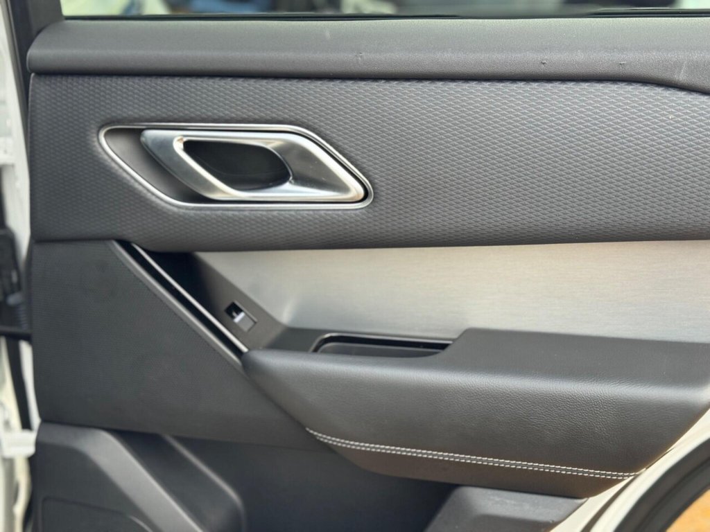 Used Land Rover Range Rover Velar 2020 for sale - 77218534: Photo 41