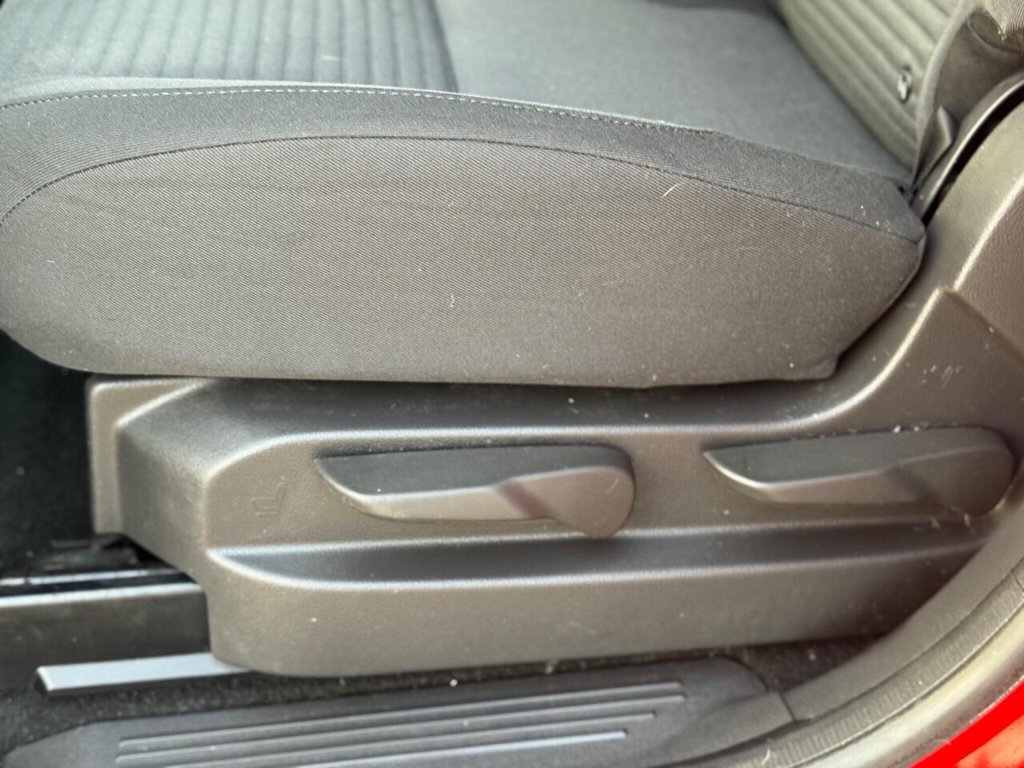 Used Ford Grand C-Max 2016 for sale - 76267099: Photo 17