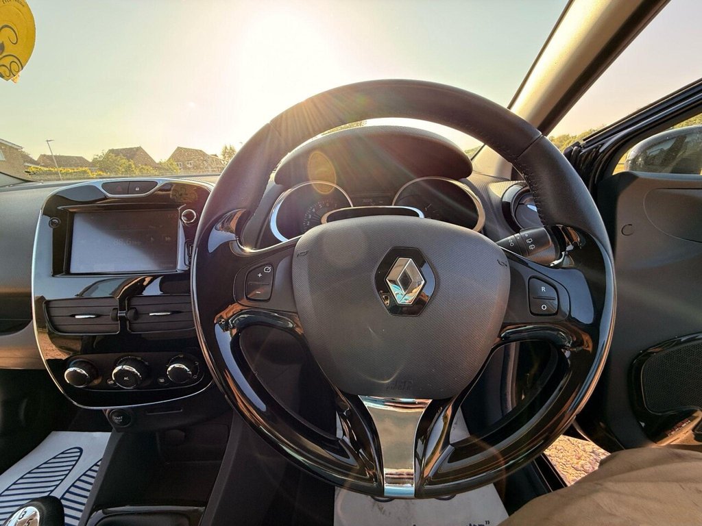 Used Renault Clio 2014 for sale - 78181160: Photo 29