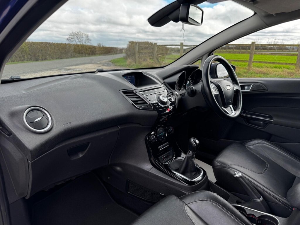 Used Ford Fiesta 2015 for sale - 77720132: Photo 26