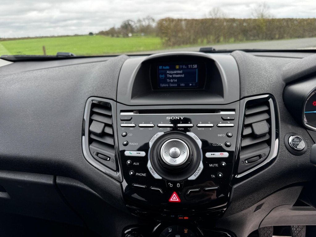 Used Ford Fiesta 2015 for sale - 77720132: Photo 27