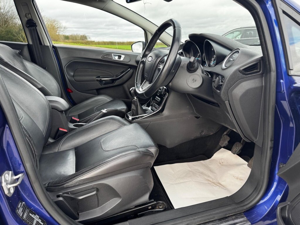 Used Ford Fiesta 2015 for sale - 77720132: Photo 29