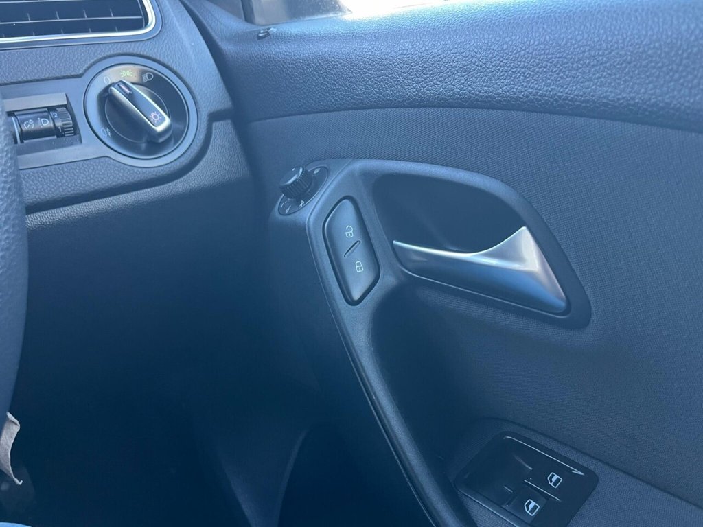 Used Volkswagen Polo 2010 for sale - 78059552: Photo 7