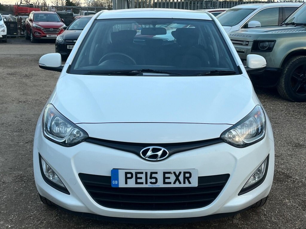 Used Hyundai i20 2015 for sale - 77841342: Photo 2