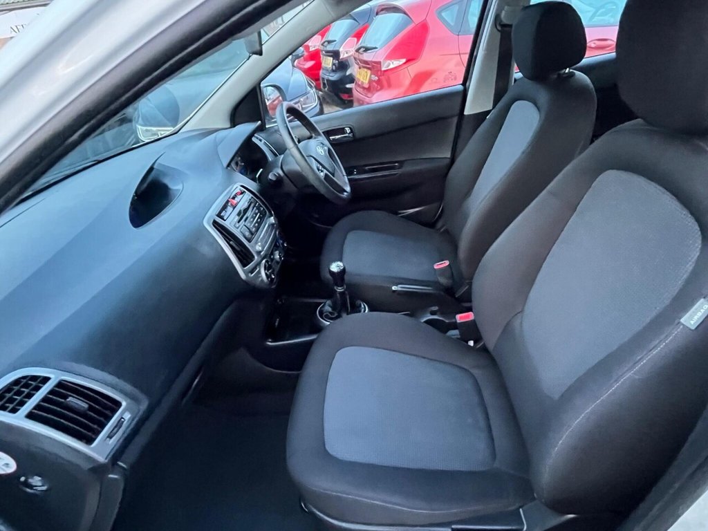 Used Hyundai i20 2015 for sale - 77841342: Photo 37