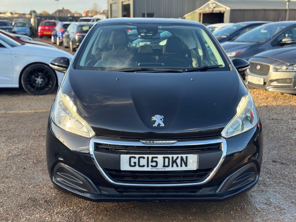 Used Peugeot 208 2015 for sale - 76910291: Photo 2