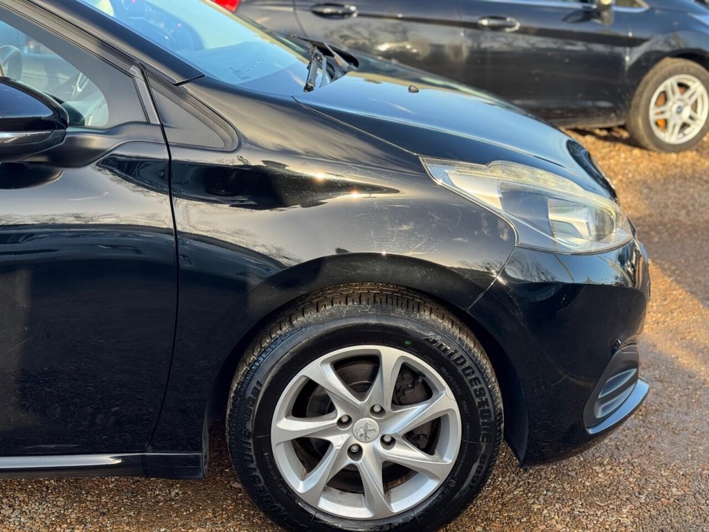 Used Peugeot 208 2015 for sale - 76910291: Photo 42