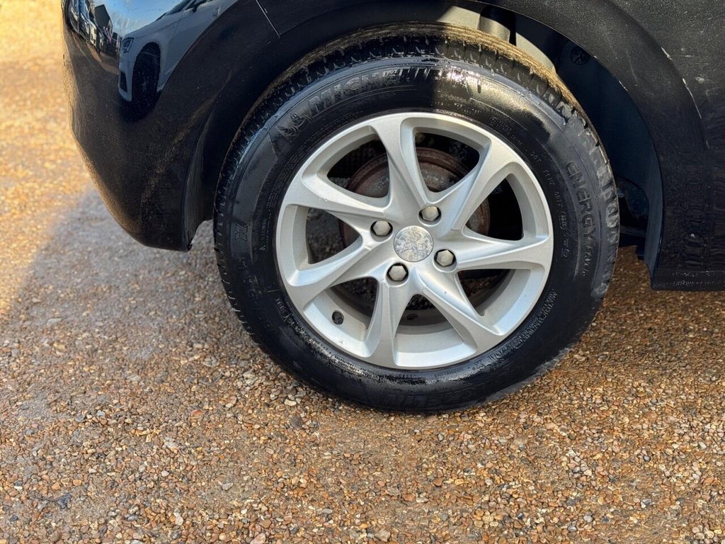 Used Peugeot 208 2015 for sale - 76910291: Photo 45