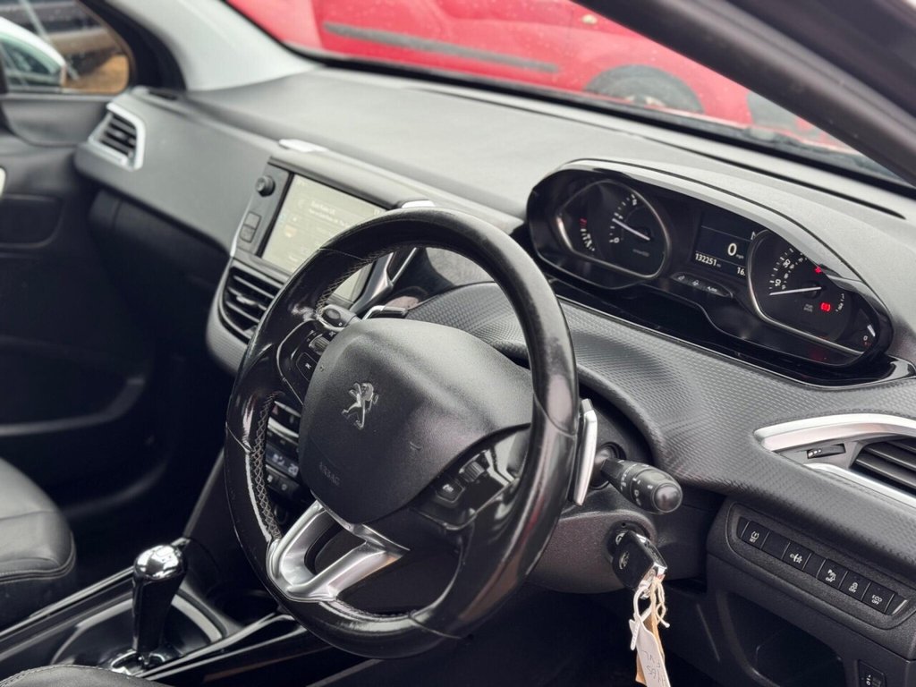 Used Peugeot 2008 2015 for sale - 76973696: Photo 20