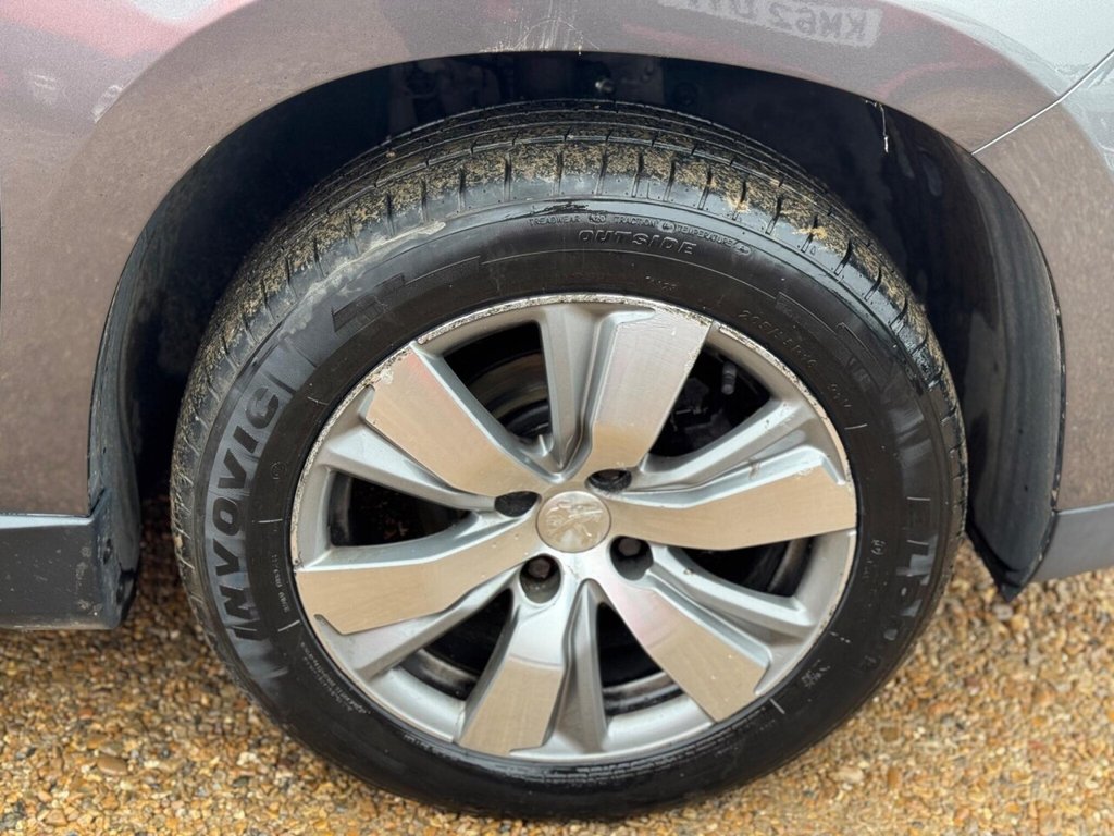 Used Peugeot 2008 2015 for sale - 76973696: Photo 47