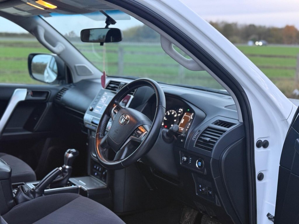 Used Toyota Land Cruiser 2022 for sale - 76459286: Photo 24