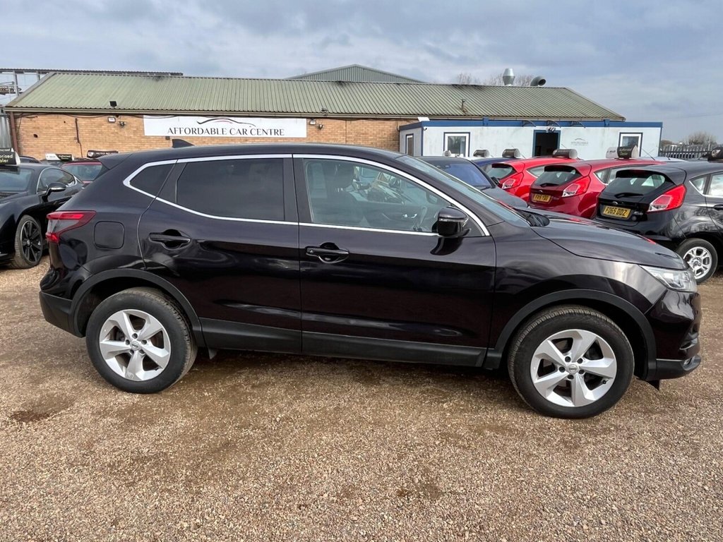 Used Nissan Qashqai 2017 for sale - 77983035: Photo 18