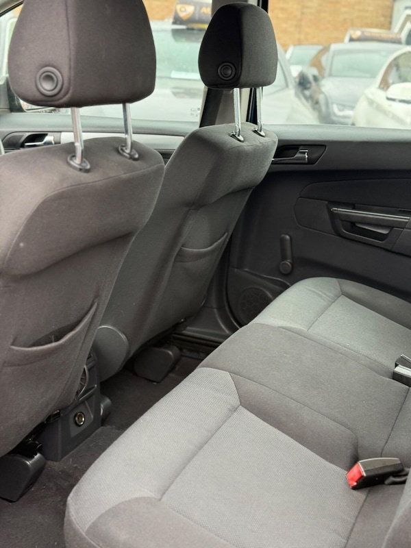 Used Vauxhall Zafira 2007 for sale - 75487815: Photo 17