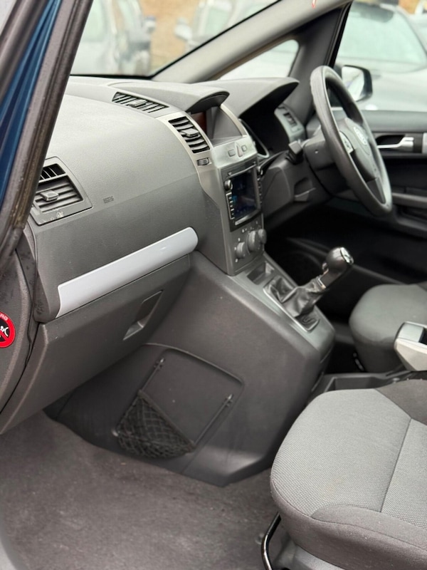 Used Vauxhall Zafira 2007 for sale - 75487815: Photo 48