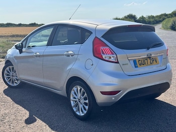 Used Ford Fiesta 2017 for sale - 79261082: Photo