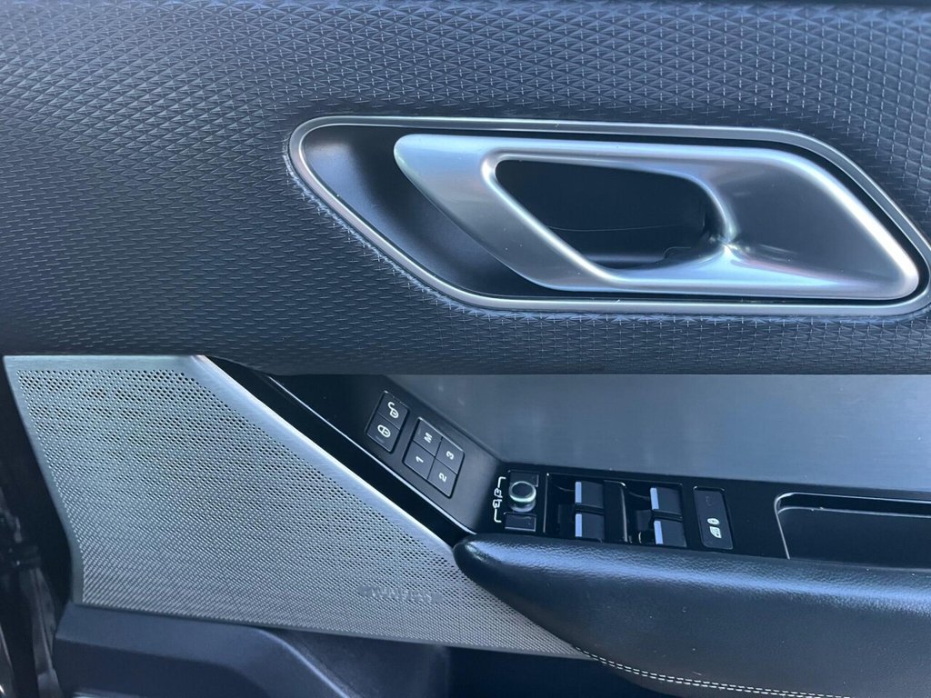 Used Land Rover Range Rover Velar 2019 for sale - 77360140: Photo 40