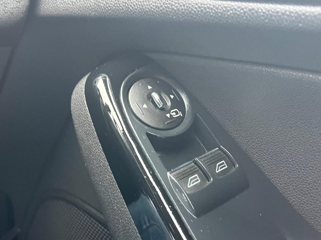 Used Ford Fiesta 2014 for sale - 77647867: Photo 28