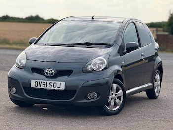 Used Toyota AYGO 2012 for sale - 75259288: Photo