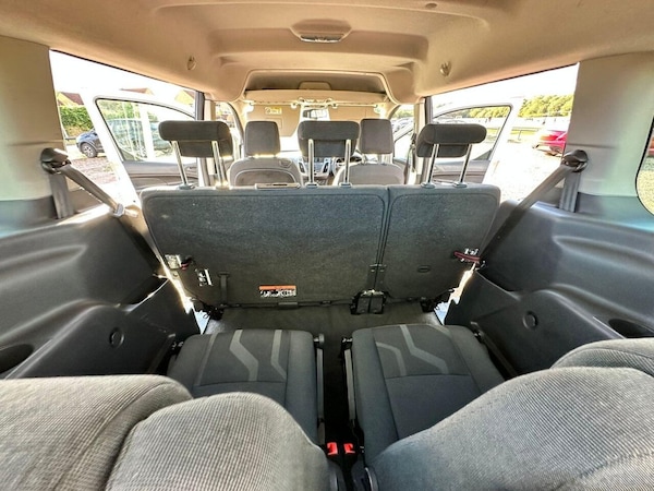 Used Ford Grand Tourneo Connect 2017 for sale - 75802270: Photo 21