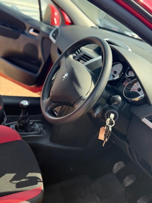 Used Peugeot 207 2010 for sale - 75554098: Photo 16