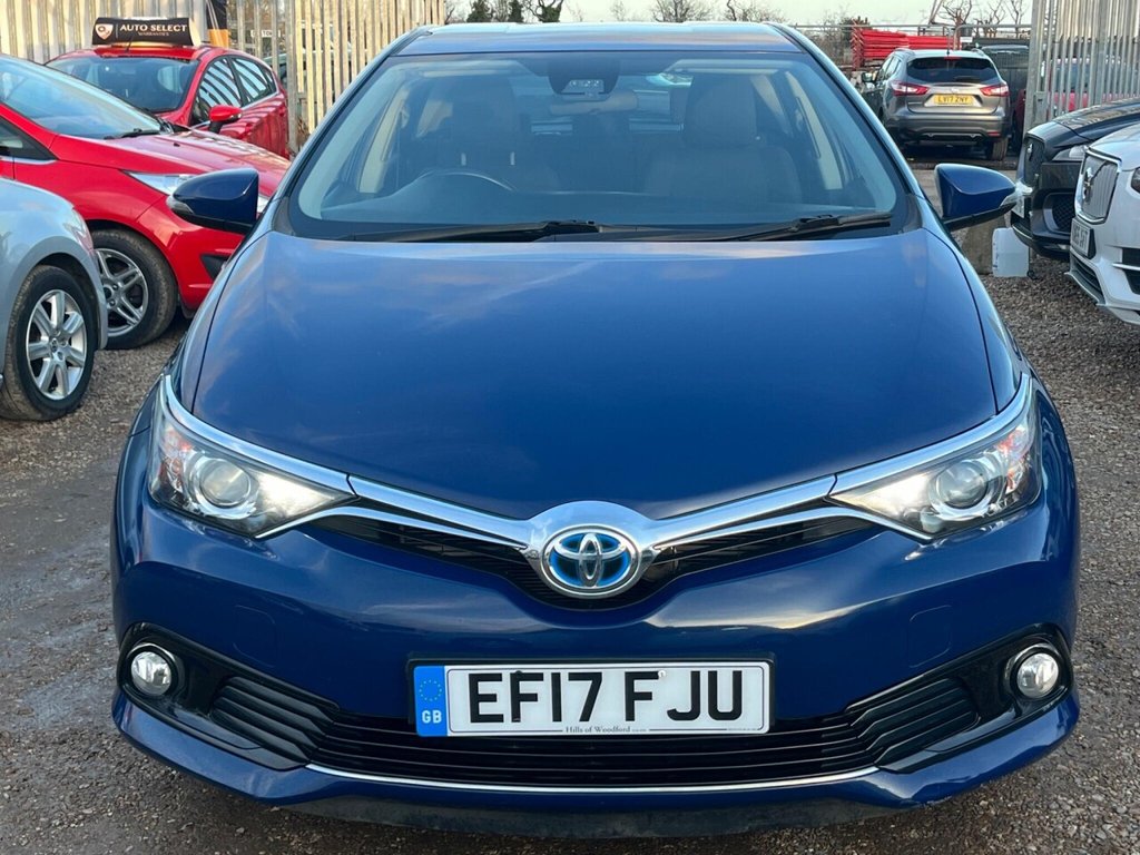 Used Toyota Auris 2017 for sale - 77638160: Photo 2