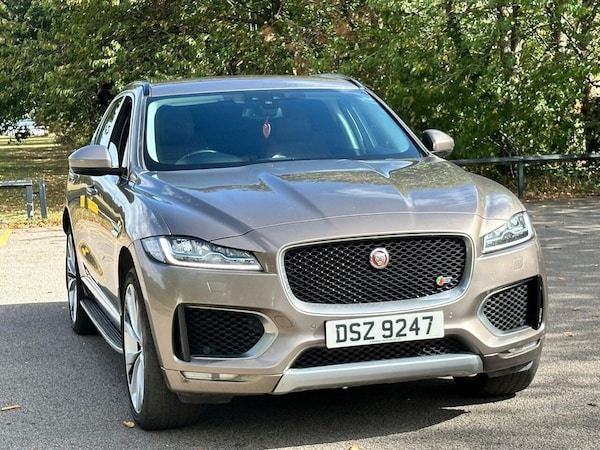 Used Jaguar F-Pace 2017 for sale - 75765598: Photo 10