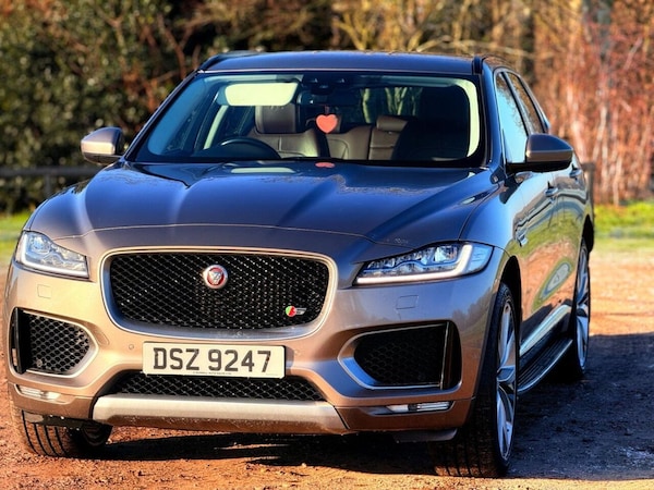 Used Jaguar F-Pace 2017 for sale - 75765598: Photo 11