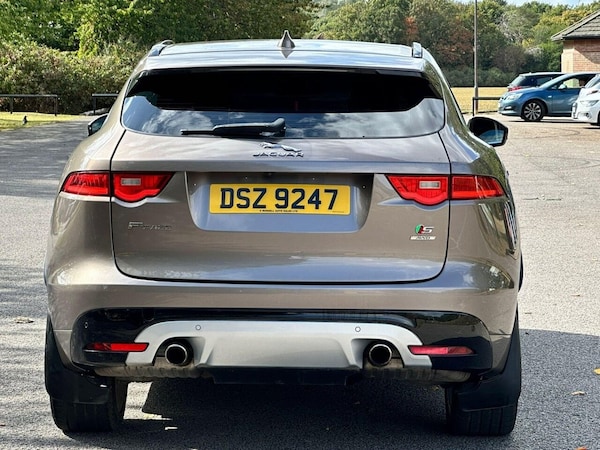Used Jaguar F-Pace 2017 for sale - 75765598: Photo 20