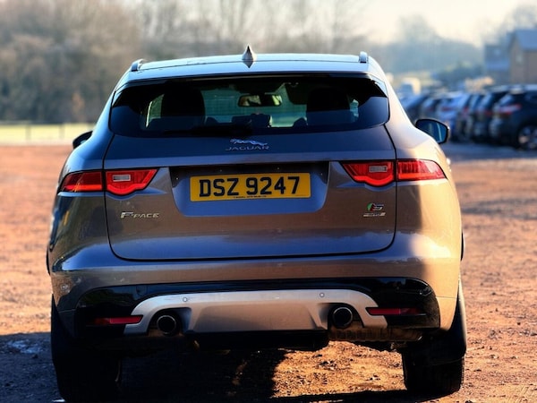 Used Jaguar F-Pace 2017 for sale - 75765598: Photo 21