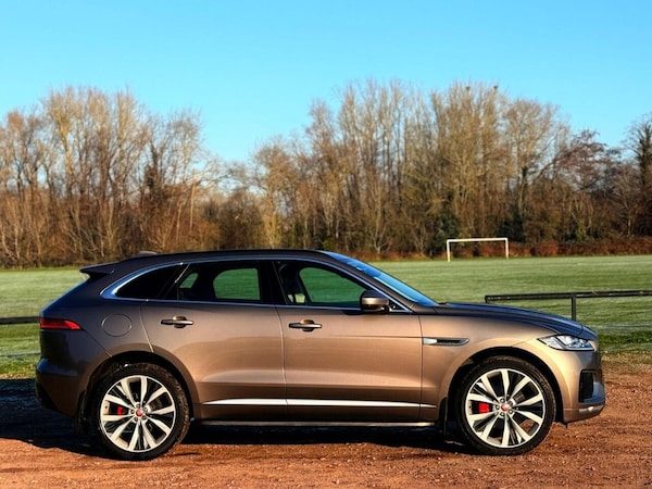 Used Jaguar F-Pace 2017 for sale - 75765598: Photo 23
