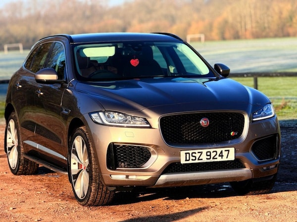 Used Jaguar F-Pace 2017 for sale - 75765598: Photo 9